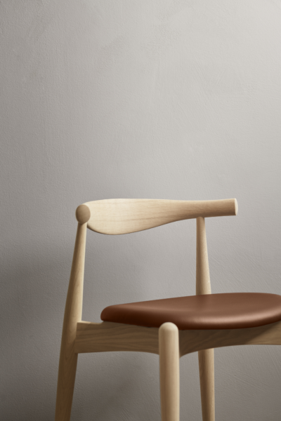 A04 Carl Hansen Basel Moebel Innenarchitektur CH20 oak soap thor307 detail v1